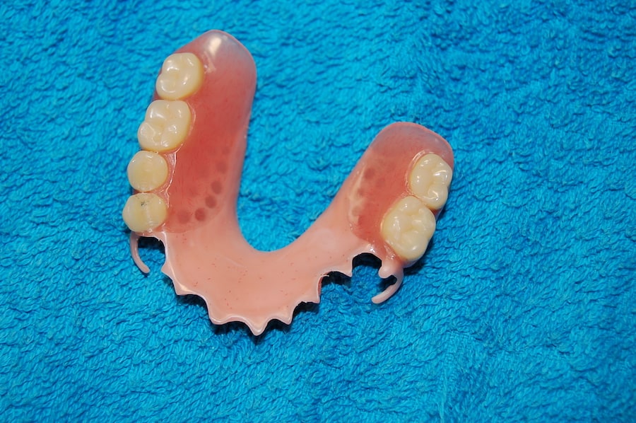 Proteza acetalowa zębowa